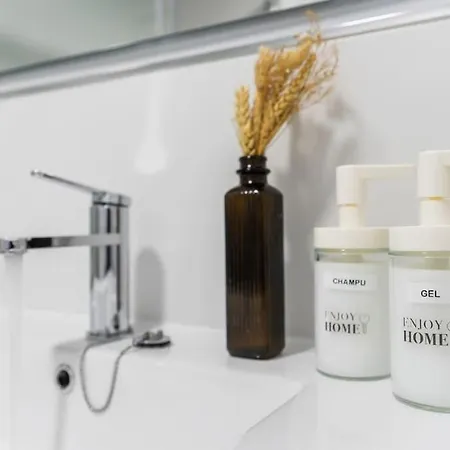 Marques De Urquijo アパート ヒホン