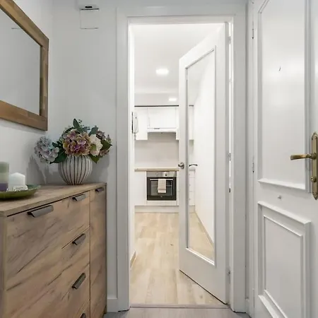 Marques De Urquijo アパート ヒホン